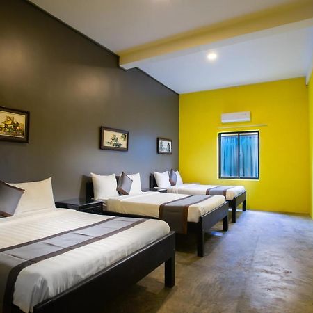 White Rabbit Hostel Siem Reap (Adults Only) Exterior foto