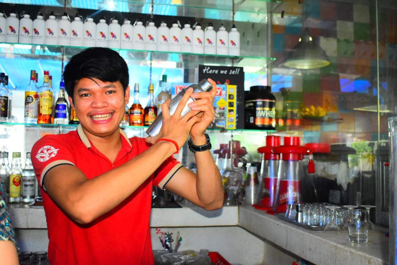 White Rabbit Hostel Siem Reap (Adults Only) Exterior foto